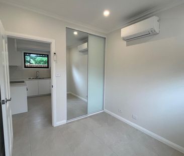 Two Bedroom Flat With Modern Comforts - Photo 6