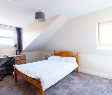 4 Bed Maisonette, Landguard Road, SO15 - Photo 5