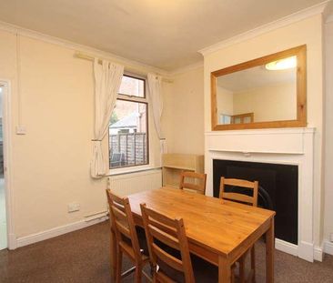 Knighton Fields Road East, Knighton, Leicester, LE2 - Photo 2