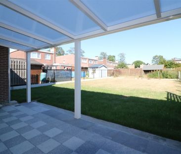 Vernieuwde woning, 3 slpk., leuk overdekt terras met tuin - Foto 2