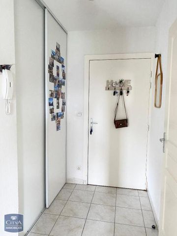 Location Appartement 2 pièces 38m² NIORT 79000 - Photo 2