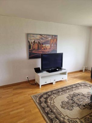Ålgrytevägen, Skärholmen - Foto 1