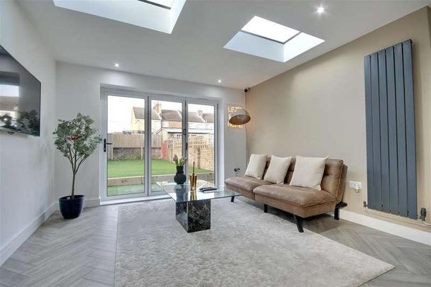 Tennyson Road, Portsmouth, PO2 - Photo 1