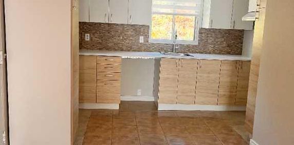 Appartement de 2 chambres et 1 salle de bain - Photo 2