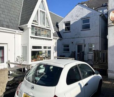 Lanhenver Avenue, TR7 - Photo 2