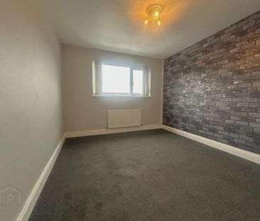 35 Caulside Park, Antrim, BT41 2DR - Photo 3