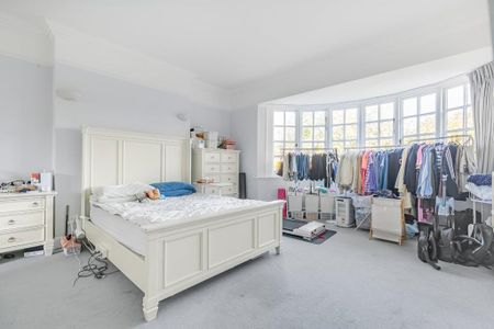 3 bedroom apartment to rent - Photo 5