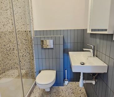 nowe ,przytulne 2 pokoje na poddaszu, Kalwaryjska - Photo 3