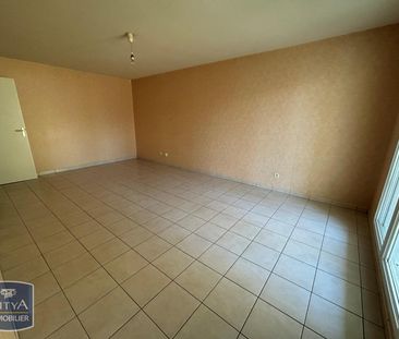 Location Appartement 2 pièces 47m² FLERS 61100 - Photo 6