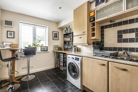 Baldwin Mews, Carterton, OX18 - Photo 5