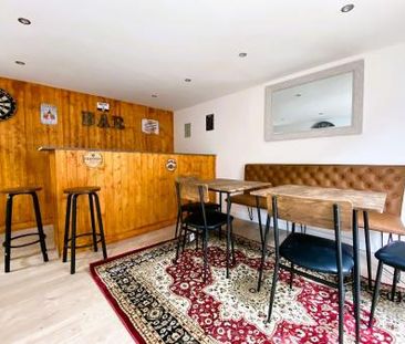 5 Bed Student Home - Knight Avenue - Photo 3