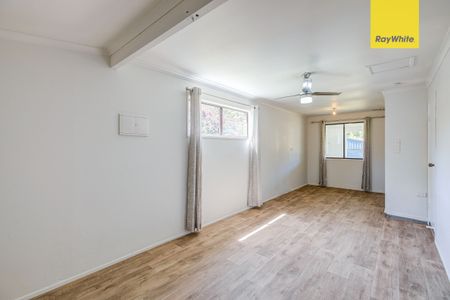 Fully fenced, Freshly renovated, With Powered Shed - Photo 2