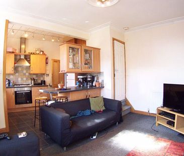 3 bedroom terraced house to rent - Photo 4