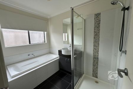 MODERN COMFORT & SPACE - Photo 5