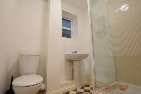 Studio Flat, Hart Hill Drive, LU2 - Photo 5