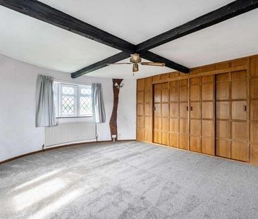 Parsonage Oast, The Street, Stockbury, Sittingbourne, Kent, ME9 - Photo 6