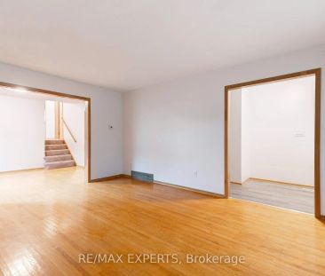 Property For Lease | X9044660 - Photo 5