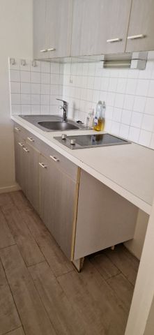 Location Appartement 2 pièces 51m² - Photo 3