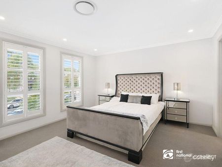 Contemporary Living Meets Suburbia Outlook - Photo 3