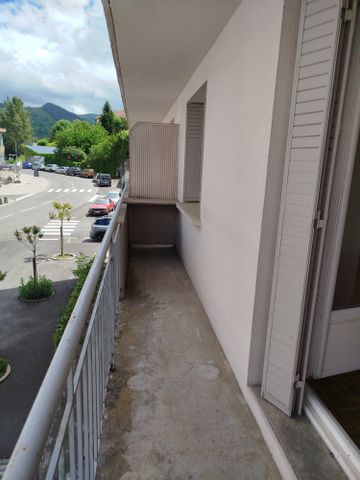 Location Appartement 3 pièces 68m² BAGNERES DE BIGORRE 65200 - Photo 4