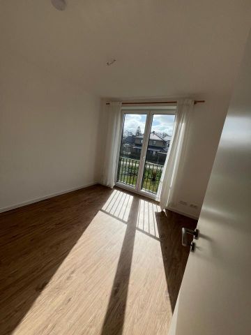 Exklusive Neubau-Wohnung im Herzen von Friedrichsfehn! Bezugsfertig 01.04.2026! - Photo 3