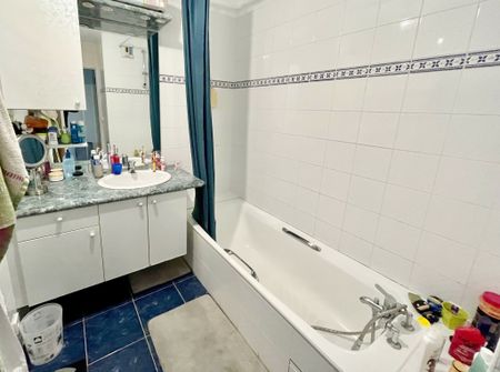 Location Appartement 3 pièces 65m² RODEZ 12000 - Photo 4