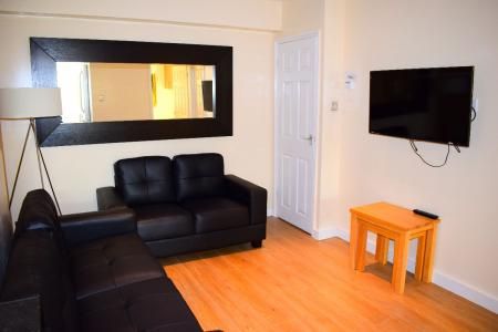 11 Gordon Road, Canterbury, Kent, CT1 - Photo 3