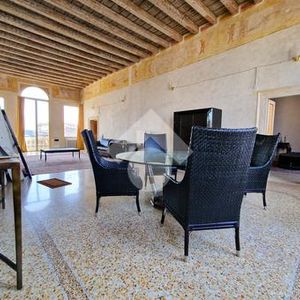 Quadrilocale in affitto - Photo 2