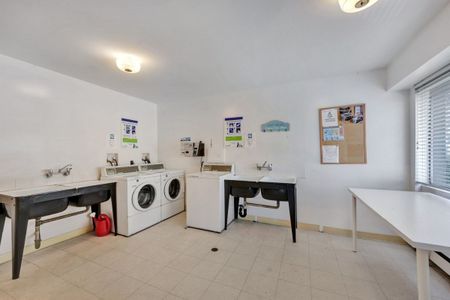 The Twelve81 - 1 Bedroom - Photo 3