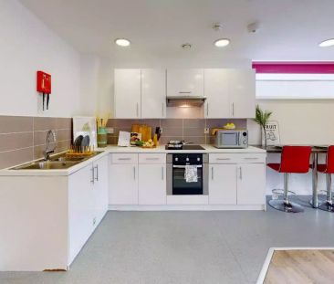 Silver En Suite - Photo 6