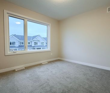 For Lease - 381 Les Emmerson Drive, Barrhaven, Ontario - Photo 1