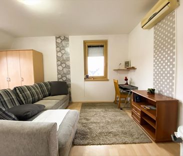 Kiadó jó állapotú panel lakás - Debrecen - Fotó 1
