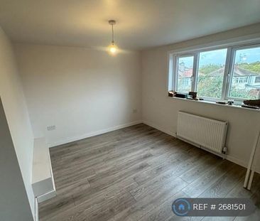 2 bedroom bungalow to rent - Photo 1