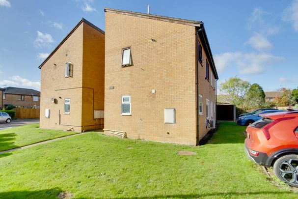 1 bedroom flat to rent - Photo 1