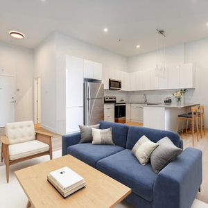 2 chambres - 1825 Ste Rose Street, Montréal - Photo 3