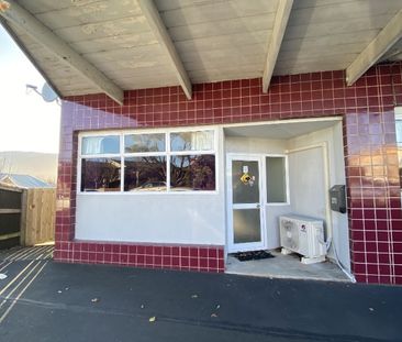 Newly renovated 1 bedroom home in Liberton! - Photo 3