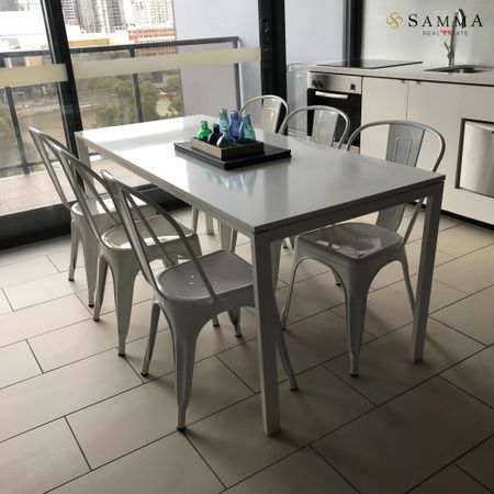 916/555 Flinders Street, Melbourne VIC 3000 - Apartment For Rent | Domain - Photo 4