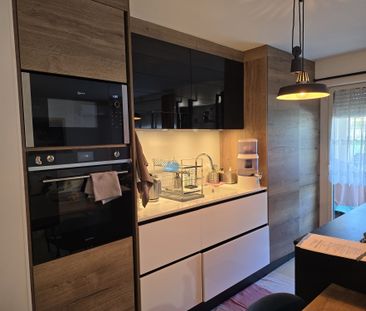 Location Appartement 2 pièces 70m² VALLAURIS 06220 - Photo 6
