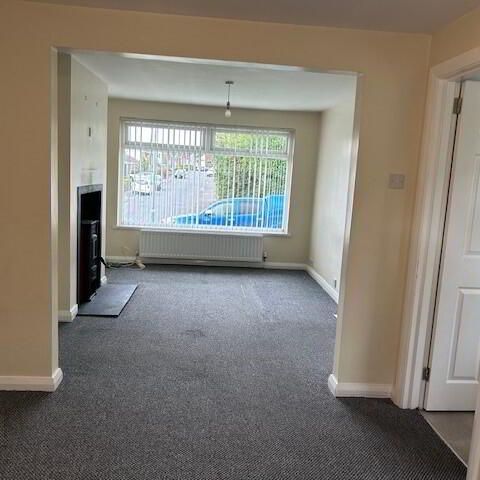 3 Glennor Crescent East, Hillsborough Road, Carryduff, BT8 8HW - Photo 1