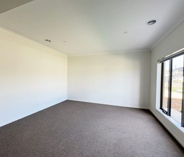 Brand New Four-Bedroom Family Home - Photo 3