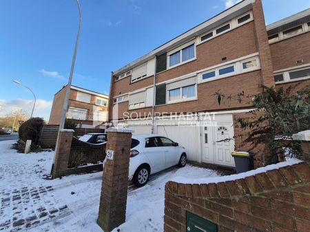 Location Maison 4 pièces 110m² MONS EN BAROEUL 59370 - Photo 5