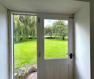 4 bedroom detached house to rent - Photo 4