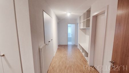 Modern 4.5-Zimmer-Wohnung – modern 4.5-room apartment - Photo 2