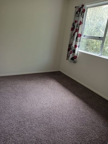 Freshly painted, tidy 3-bedroom home in Whangarei - Photo 3