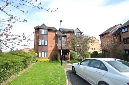 Studio to rent - Photo 5