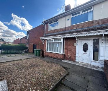 3 bedroom end of terrace house to rent - Photo 3
