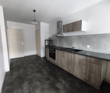 Location Appartement 3 pièces 76m² TULLE 19000 - Photo 2