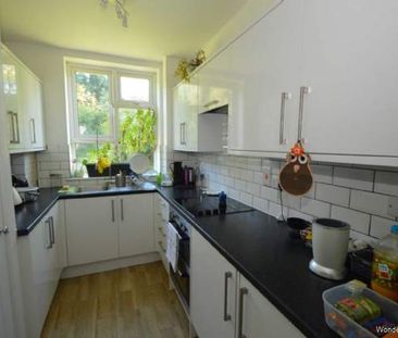 1 bedroom property to rent in Addlestone - Photo 1