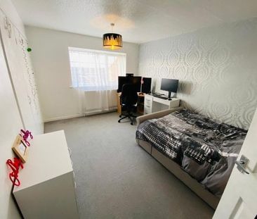 Cornell Drive, Nottingham, NG5 - Photo 2