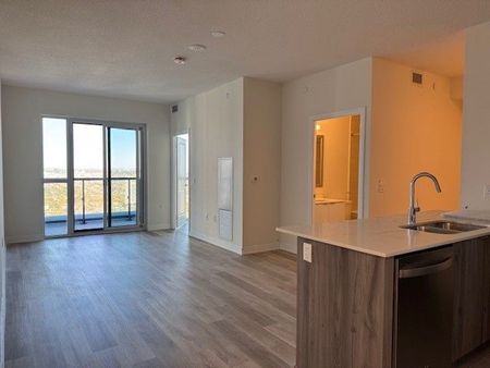 For Lease - 15 Watergarden Drive Unit# 2210, Mississauga, Ontario - Photo 2